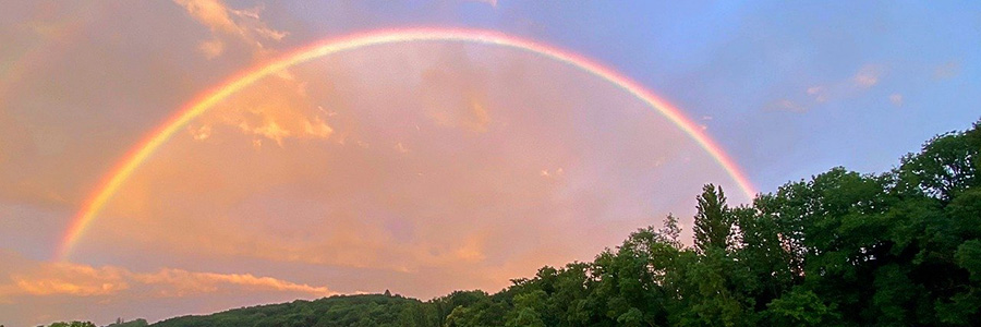 Arcobaleno sull'acqua